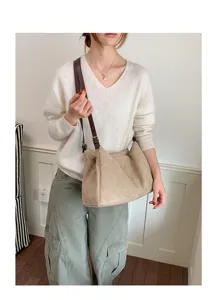 Sac a main souple en daim pour femme, elegante pochette sous les bras grande capacite.