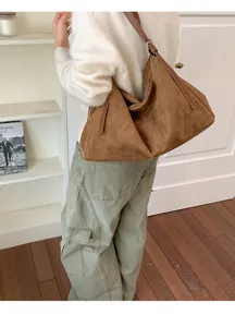 Grand Sac Bandoulière en Daim pour Femme Cabas Rétro Mode Hiver Quotidien Style Détail