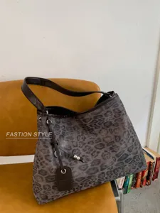 Bolso de hombro vintage con estampado de leopardo para mujer, gran bolso elegante.