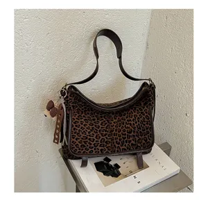Autumn winter women leopard print suede underarm shoulder bag vintage stylish casual tote bag detail