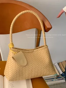 Woven leather shoulder bag for women trendy hobo tote bag daily commuting handbag stylish