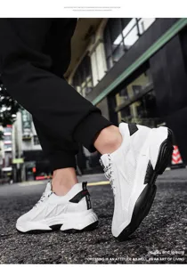 Men's breathable mesh sports shoes, lightweight casual running sneakers for daily wear.