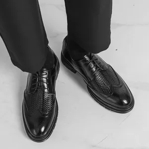 Herren schwarze Leder Business Anzugschuhe Brogue Schnürschuhe Hauptbild Ansicht