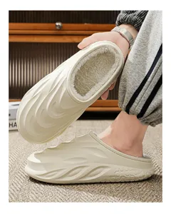 Warme gefütterte Hausschuhe für Damen und Herren, dicke wasserdichte Sohle, gemütliche Winter-Clogs.