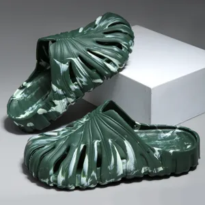 Summer thick sole monster leaf slippers, comfortable couple casual outdoor beach sandals, green.