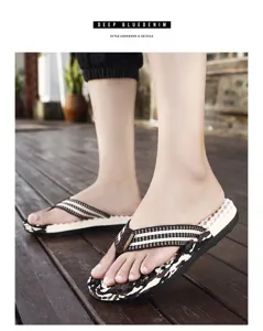 Herren Sommer Zehentrenner lässige Strandsandalen weiche Sohle rutschfeste Schuhe.