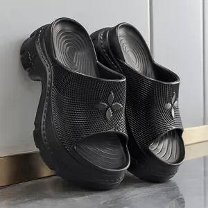 Thick platform wedge slippers for women, stylish open toe summer outdoor slide sandals.