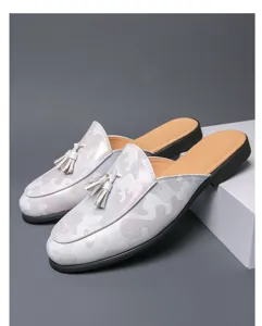 Ανδρικό καλοκαίρι μυτερό σχέδιο camo φούντα mules casual δερμάτινα παπούτσια χωρίς πλάτη
