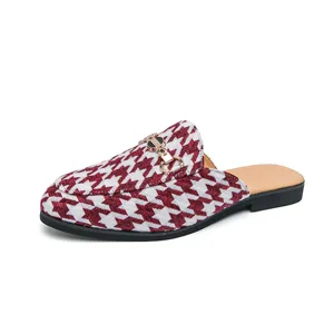 Red white houndstooth mule shoes for men, casual slip on flat loafers with metal buckle.