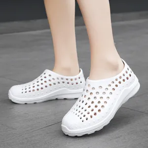 Lightweight white EVA breathable garden clogs sandals for women and men summer beach shoes