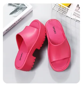 Women's thick platform slide sandals summer casual solid color chunky beach slippers shoes.