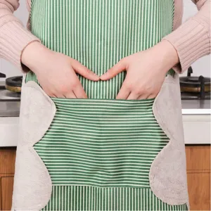 Wasserdichte japanische Küchenschürze mit Handtuchtaschen verstellbarer Nackenriemen grün