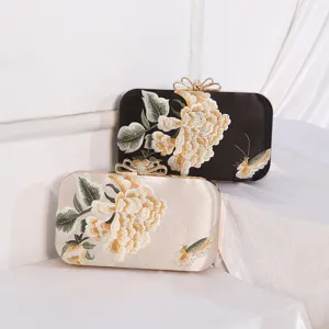 Chinese Style Evening Bag Women Embroidered Clutch Vintage Floral Evening Dress Bag Pearl Chain Handbag Crossbody Bag