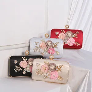 Bolso de Noche de Terciopelo para Mujer Cartera de Mano con Flores de Perlas Hechas a Mano Vintage Retro Bolso de Banquete con Cierre de Estrás