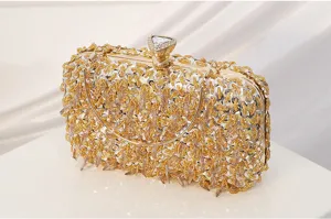 Gouden kralen avondtas met kristallen sluiting, elegante handgemaakte pailletten tas voor feestje.
