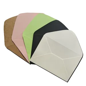 Kleurrijke papieren enveloppenset, vintage stijl zakelijke wenskaart en briefomslag verpakking.