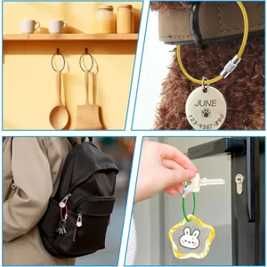 Detalle de llavero de cable de acero inoxidable para uso versátil en bolsos y mascotas.