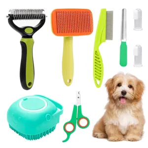 Komplettes Haustier-Pflegeset mit verschiedenen Bürsten und Krallenscheren für Hunde.