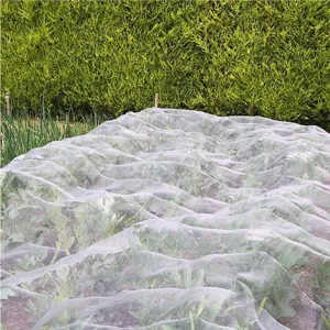 Malla antiinsectos para jardín 40 mallas barrera de plantas protege verduras al aire libre.