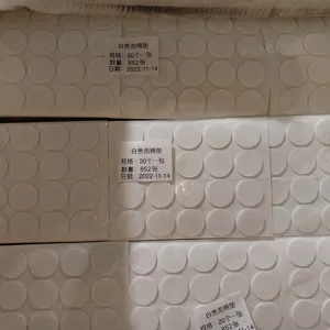 Tamponi adesivi biadesivi in schiuma bianca per basi di lucignolo, 20 pezzi per foglio.