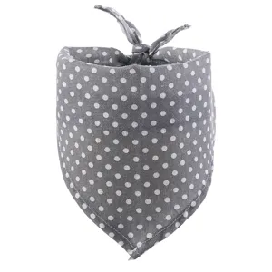 Grijs polkadot huisdier bandana voor katten en honden, katoenen driehoekige slab voorpret.