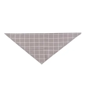 Bandana pour animal de compagnie à carreaux gris, foulard triangulaire élégant pour chiens et chats.