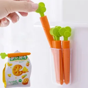 Gedetailleerd overzicht van wortelvoedselclips getoond op een snackzak en in een opbergbox.