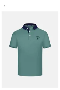 Men's short sleeve polo shirt green casual summer top with contrast collar and stylish logo.