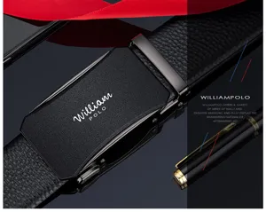 Vue détaillée de la ceinture en cuir véritable pour homme avec boucle automatique élégante.