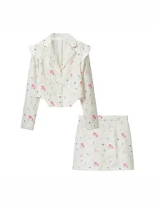 Chic floral blazer and mini skirt set, fashion vacation style women's two-piece outfit.