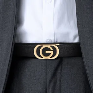 Cintura da uomo in vera pelle casual d'affari con fibbia metallica classica ed elegante.