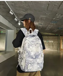 Koreanischer Rucksack mit Sternenmuster, grosse Kapazitaet Freizeittasche fuer den Alltag.