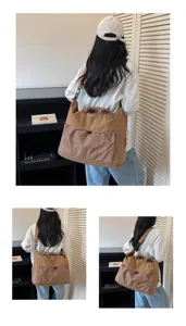 Elegante erweiterbare Reise-Tasche mit Kofferriemen, große Canvas Sport-Tasche für Damen.