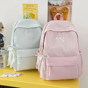 Sac à Dos à Carreaux en Nylon Imperméable Avec Nœud Papillon Pendentif Perle Mignon Sac d'École Grande Capacité pour Femmes Étudiants