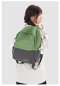 Zaino casual in stile college per donna, borsa scolastica leggera e versatile.