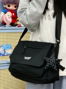 Schwarze Segeltuch Umhängetasche für Damen, Studenten Schultertasche mit Stern Plüschanhänger.