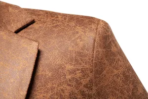 Giacca da abito da uomo marrone vintage dettaglio spalla con tessuto strutturato unico.