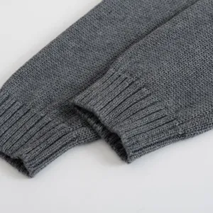 Damen dunkelgraue Strickjacke Pullover Ärmel Detail elegante Mode lässig Winterkleidung