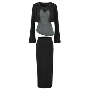 Damen Strick 3-Teiler Set mit langärmliger Strickjacke, grauem Top und schwarzem Rock Detail