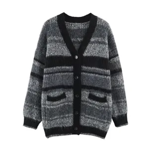 Cardigan en tricot rayé décontracté pour femme avec col en V, boutons et poches pratiques.