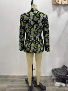 Women's floral jacquard blazer jacket with metallic buttons, stylish commuting outerwear.