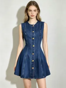 Robe en jean sans manches pour femmes boutons dorés slim mini robe élégante chic tendance