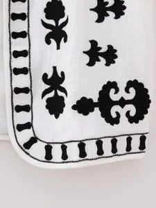 Women's chic embroidered open front vest detail, stylish boho summer casual sleeveless top.