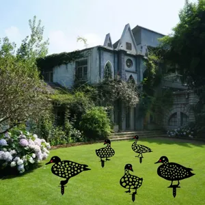 Acrylic duck yard art stakes for garden decoration, outdoor lawn ornament landscape decor.