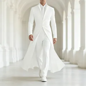 Vue détaillée de la veste de costume de banquet longue élégante blanche à col montant A-line.