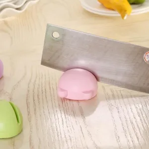 Mini cartoon knife sharpener, portable kitchen sharpening tool for daily home use.