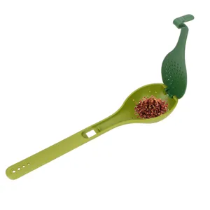 Green plastic seasoning spoon filter with long handle for soup cooking and spice filtering