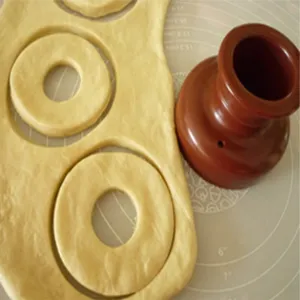 Kunststof donut mal bakken snijgereedschap voor zelfgemaakte ringvormige gebakjes