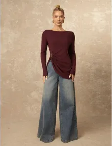 Solid color long sleeve slim fit casual top with side metal ring detail, elegant commuting style.