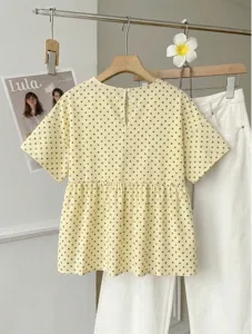 Yellow polka dot short sleeve blouse, casual crew neck A-line hem top detail view